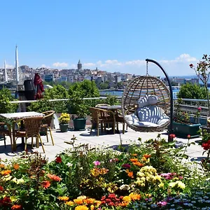 Oda ve Kahvaltı Garden Terrace, İstanbul